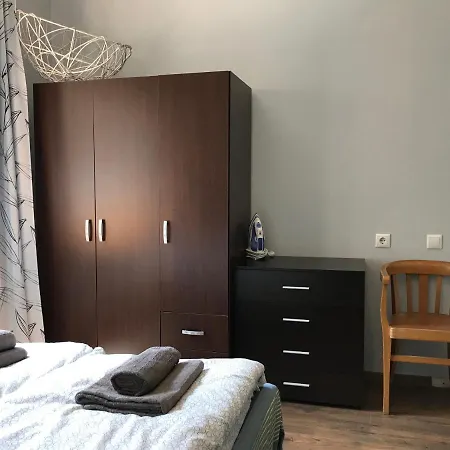 Top Center Luxury Apartment *