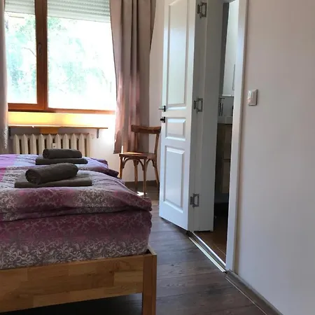 Top Center Luxury Sofia